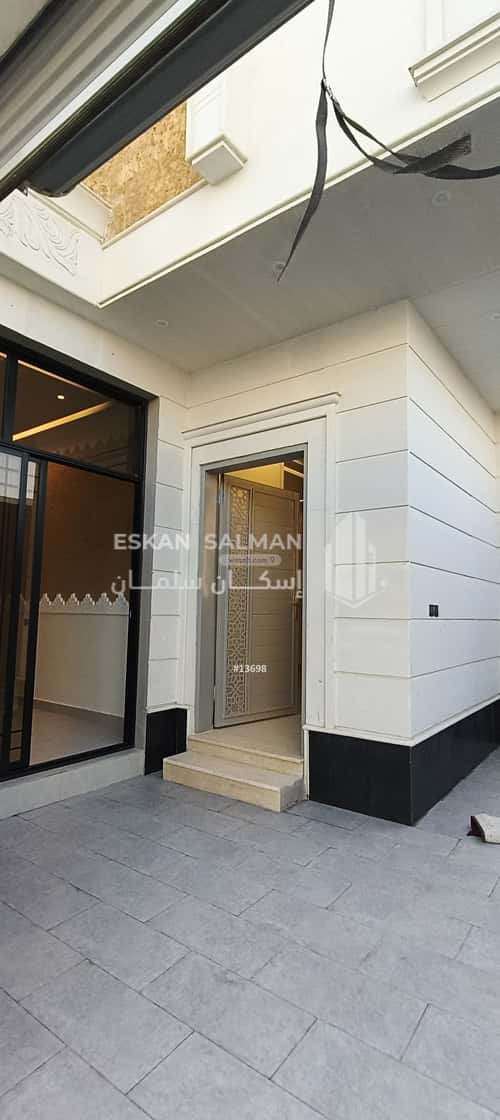 فيلا 12 غرف في الجنادرية