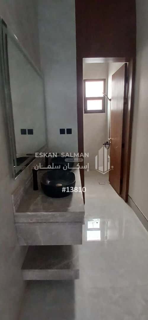 شقة 4 غرف في الرمال