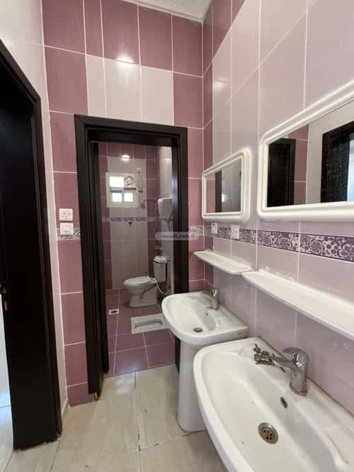 Apartment with 4 Bedrooms Ar Rawdah, Tbwk