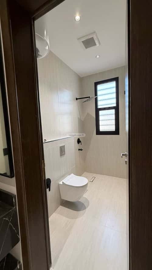 Apartment with 6 Bedrooms Al Zahoor, Abha