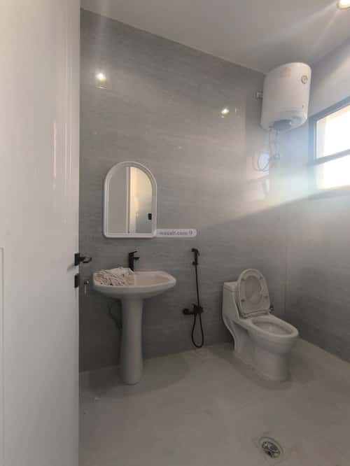 فيلا 6 غرف في الجنادرية