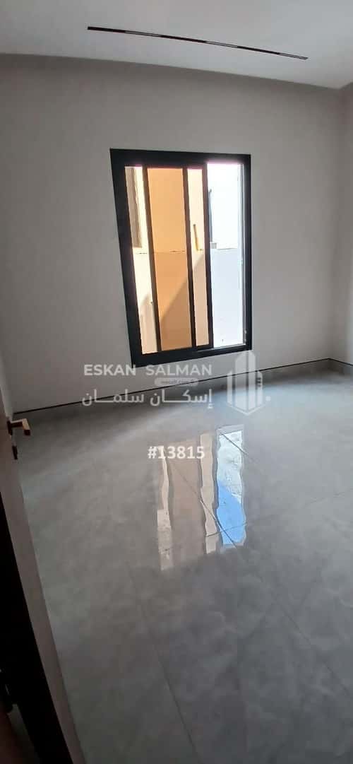 دور 4 غرف في الرمال