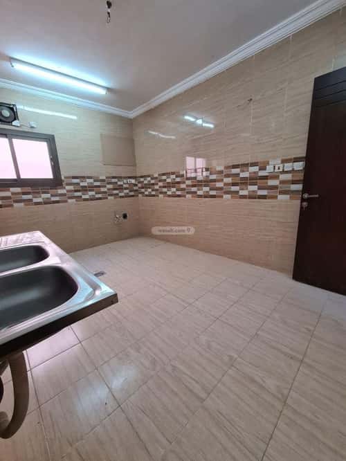 Building 600 SQM Facing North Al Wizarat, Madinah