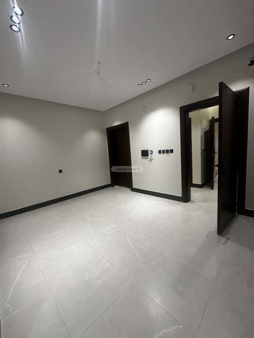 شقة 4 غرف في الروضة