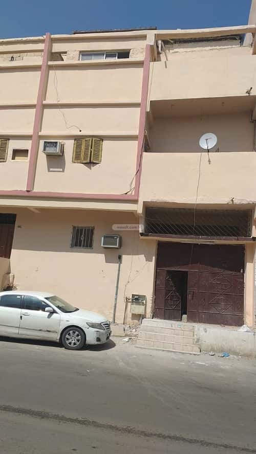 عمارة 400 متر مربع واجهة شمالية اليمامة، وسط الرياض، الرياض
