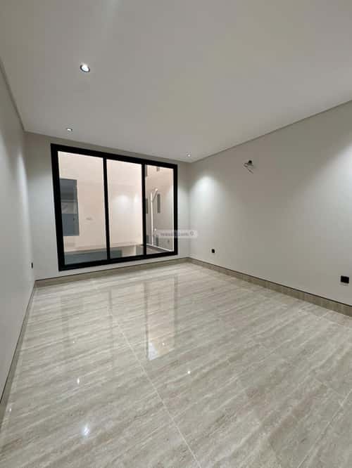 Apartment with 5 Bedrooms Al Wahah, Aldammam
