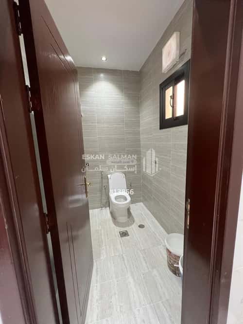 فيلا 310 متر مربع شرقية على شارع 32م الوفاء، شرق جدة، جدة