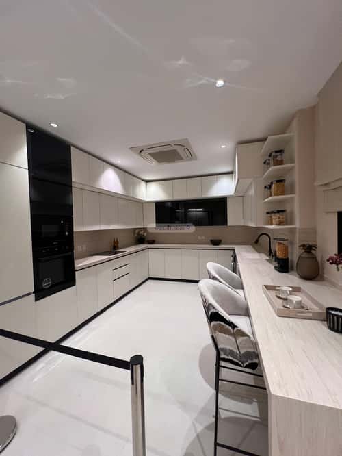 Apartment with 3 Bedrooms Al-Qairawan, North Riyadh, Riyadh