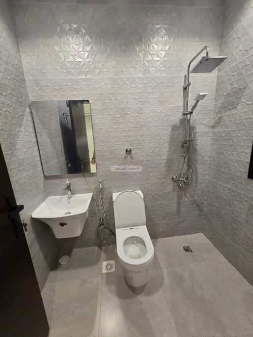 Villa 332 SQM Facing East on 15m Width Street Al Rahmanyah, East Jeddah, Jeddah