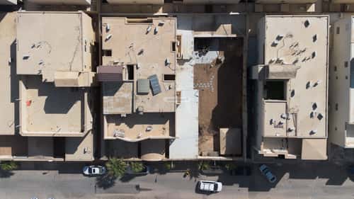Villa 900 SQM with 2 Apartments Facing West Al-Awaly, West Riyadh, Riyadh
