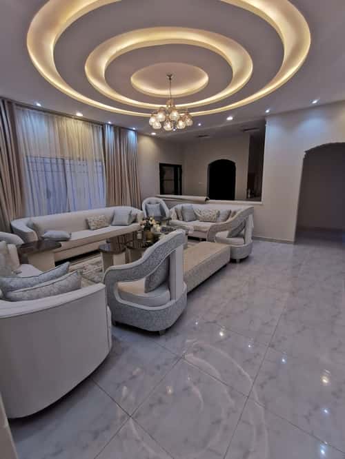 Floor 450 SQM with 3 Bedrooms Al-Mahdiyah, West Riyadh, Riyadh