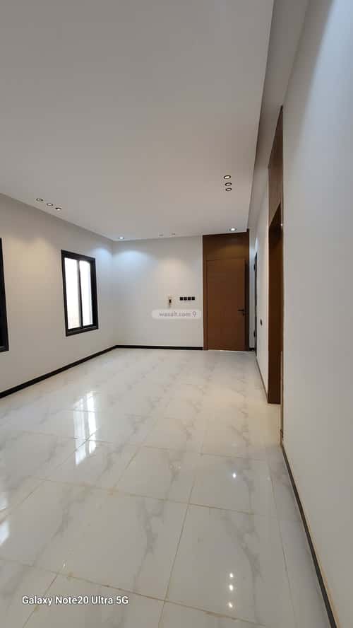 Apartment with 3 Bedrooms Al-Janadriyah, East Riyadh, Riyadh