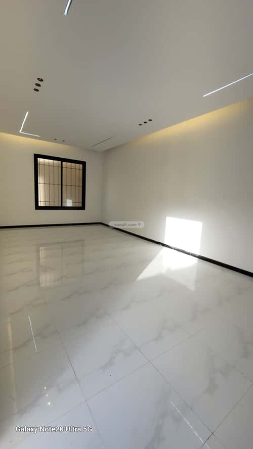 دور 5 غرف في الجنادرية