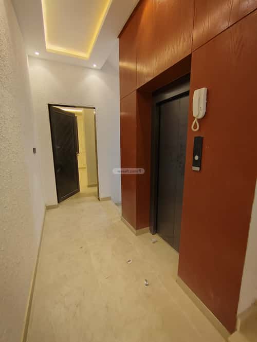 Apartment with 4 Bedrooms Al-Janadriyah, East Riyadh, Riyadh