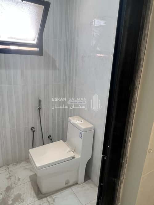 Apartment with 6 Bedrooms Uhod, Aldammam