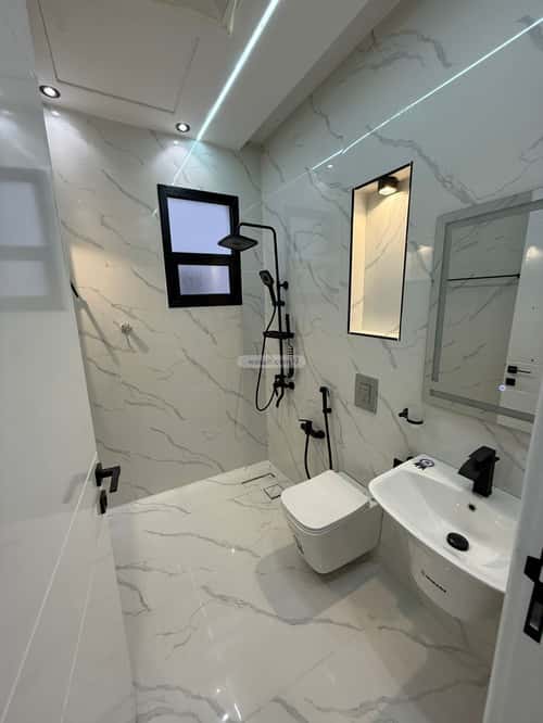 5 bedroom apartment in Al Janadriyah