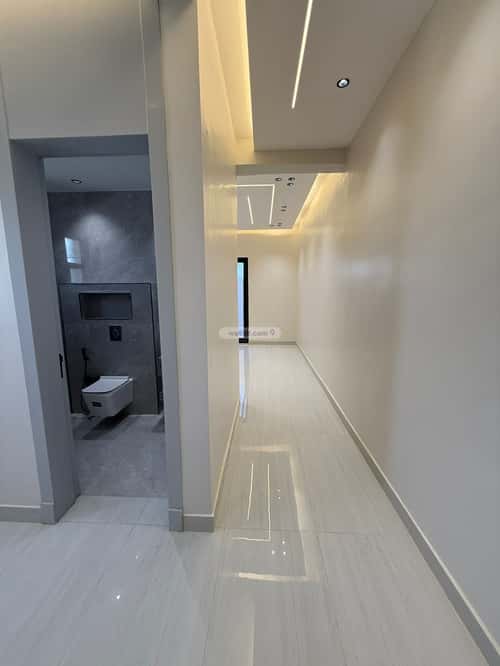 6 bedroom apartment in Al Janadriyah