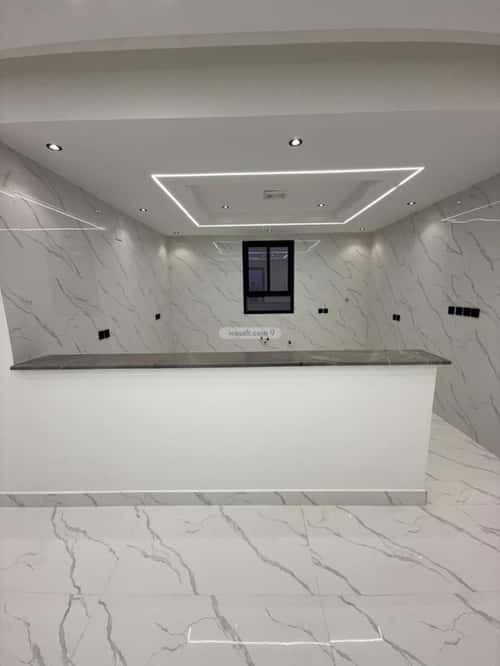 شقة 5 غرف في الجنادرية