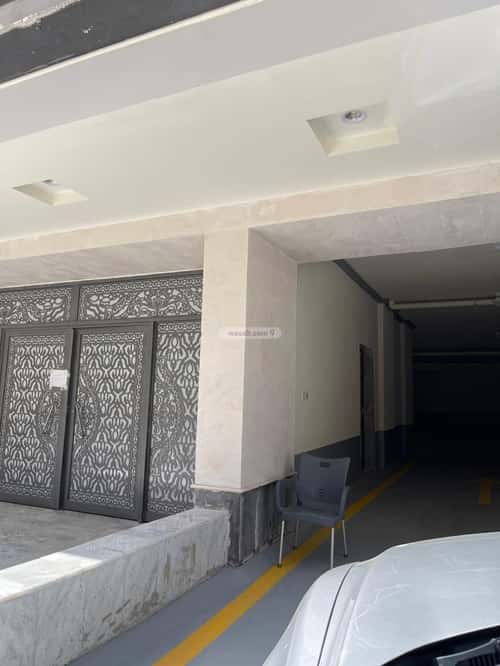 Apartment with 6 Bedrooms Mraykh, East Jeddah, Jeddah
