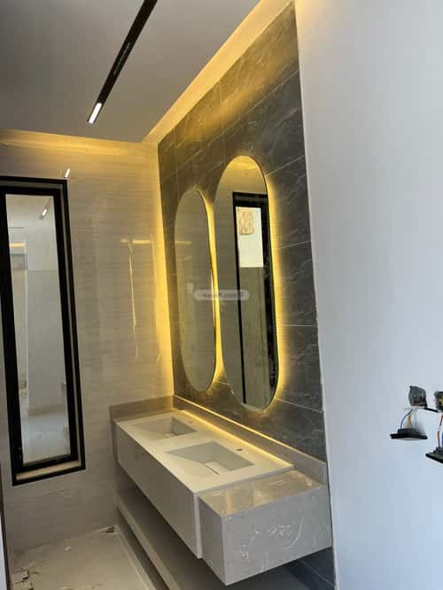 فيلا 600 متر مربع جنوبية على شارع 16م قباء، شمال جدة، جدة