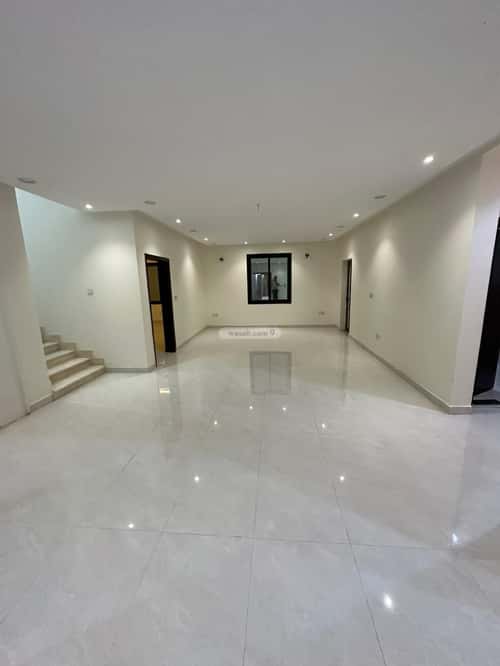 9 bedroom villa in Al Manarat