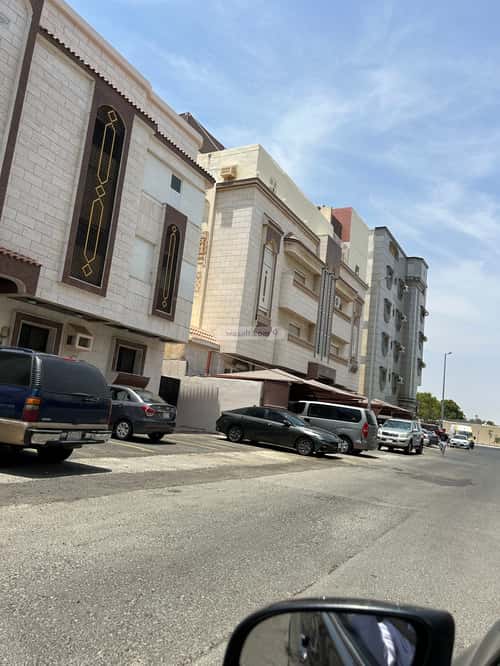 Building 750 SQM Facing South Meshrefah, North Jeddah, Jeddah