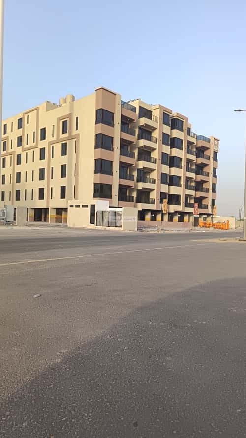 4 bedroom apartment in Al Hamra