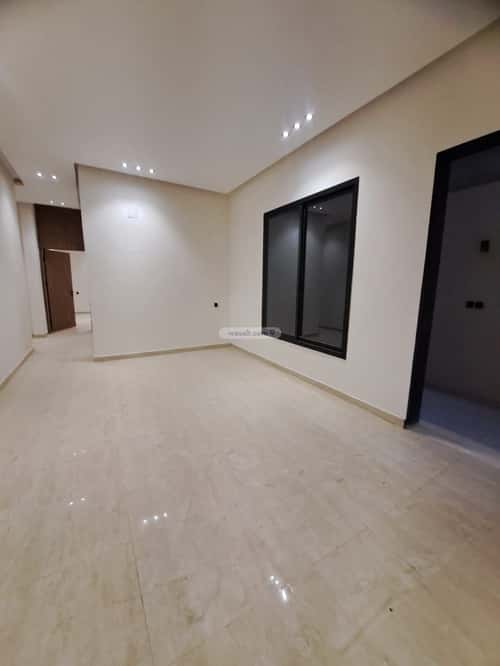 Floor with 5 Bedrooms Bader, South Riyadh, Riyadh