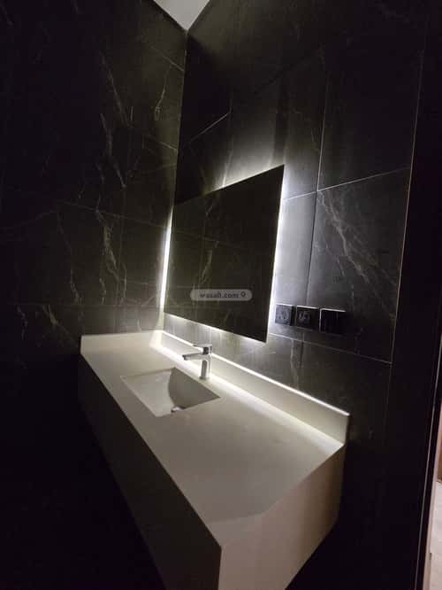 فيلا 250 متر مربع جنوبية على شارع 32م الشراع، شمال جدة، جدة