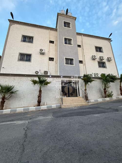 فيلا 440 متر مربع شمالية شرقية على شارع 20م الضرس، محائل