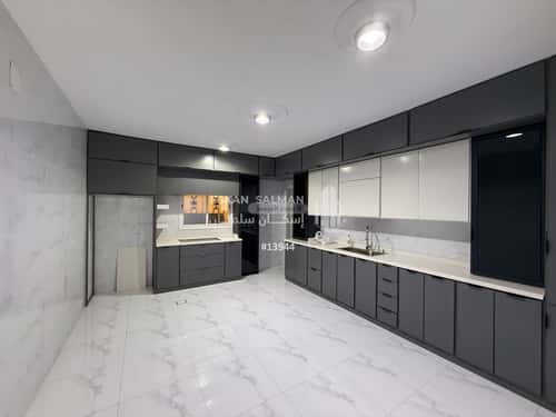 فيلا 440 متر مربع شمالية شرقية على شارع 20م الضرس، محائل