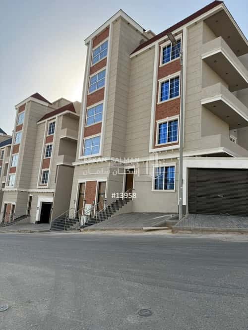 فيلا 399.62 متر مربع شرقية على شارع 15م الروابي، أبها