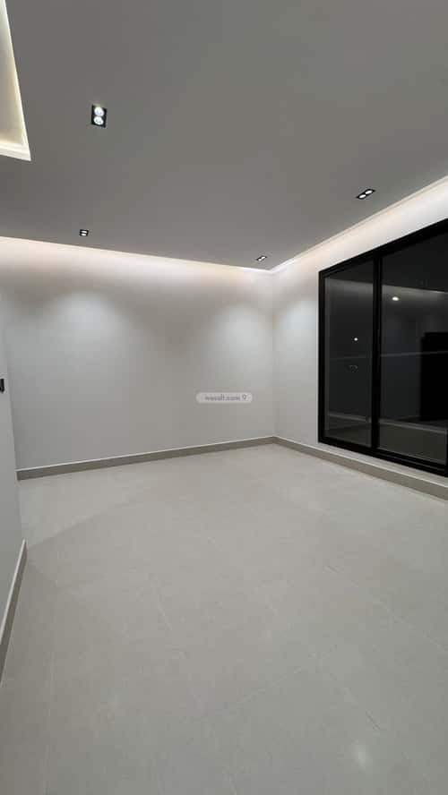 Villa 239.65 SQM Facing North with 5 Bedrooms Al-Janadriyah, East Riyadh, Riyadh