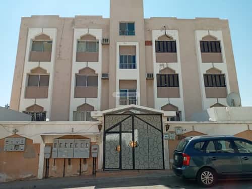 Building 884 SQM with 4 Floors Facing North Alresefa, Makkah Al Mukarramah