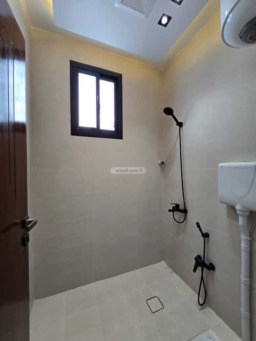 دور ب 8 غرف المعلاة، أحد رفيدة