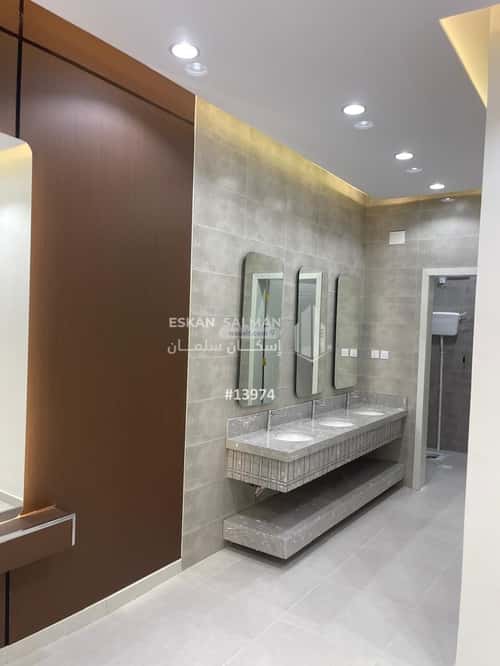 Floor 600 SQM with 6 Bedrooms Prince Sultan, Bisha