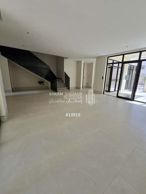 فيلا 200 متر مربع شمالية شرقية على شارع 20م التعاون، شمال الرياض، الرياض