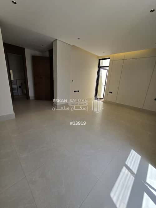 فيلا 200 متر مربع شمالية شرقية على شارع 20م التعاون، شمال الرياض، الرياض