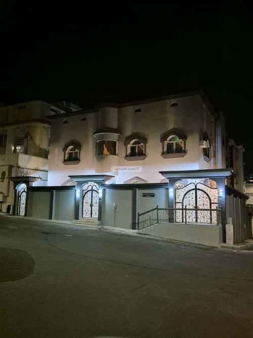 Villa 399 SQM Facing North West on 15m Width Street Eastern Pole District, Alttayif