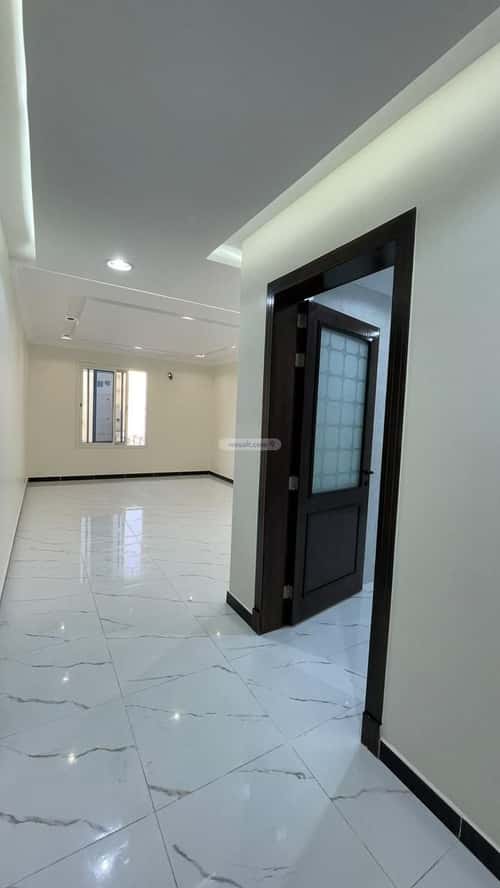 Apartment with 3 Bedrooms Al Jawhrah, Aldammam