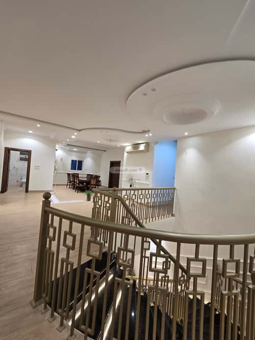 Building 827 SQM with 3 Floors Facing South Al Sheraa, North Jeddah, Jeddah