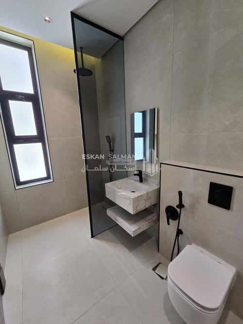 فيلا 200 متر مربع شرقية على شارع 20م التعاون، شمال الرياض، الرياض