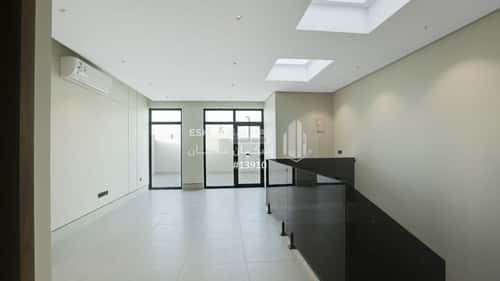 فيلا 200 متر مربع شرقية على شارع 20م التعاون، شمال الرياض، الرياض