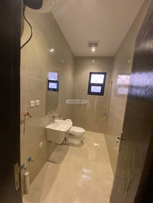 5 bedroom floor in Al Janadriyah