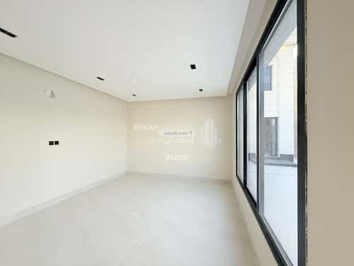 9 bedroom villa in Al Amwaj