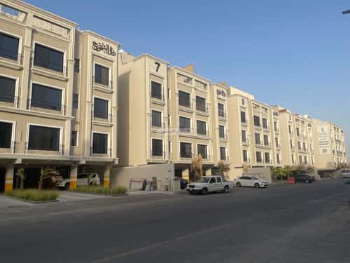 Apartment with 4 Bedrooms Al Wahah, Aldammam