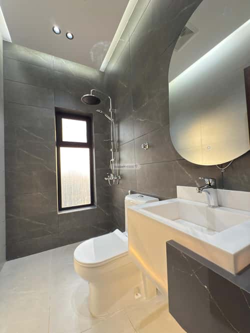 4 bedroom apartment in Al Rawdah