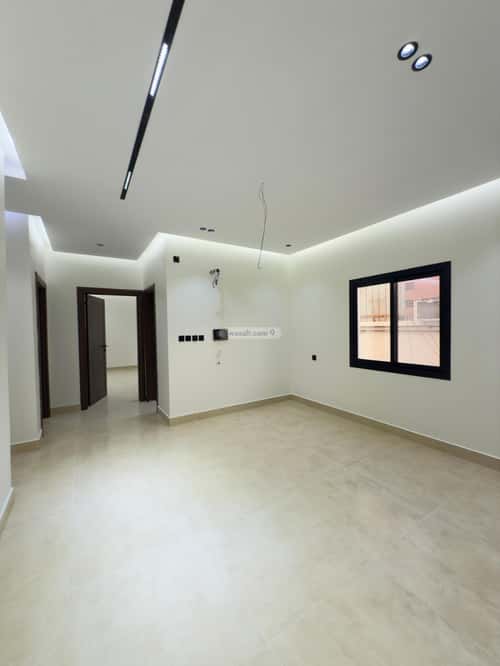 شقة 4 غرف في الروضة