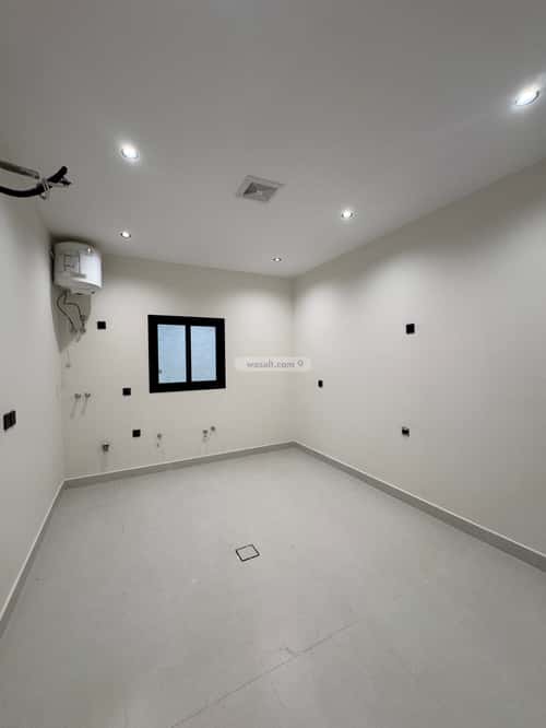 Building 150 SQM facing West الشعلة، الدمام