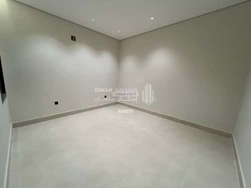 Apartment with 5 Bedrooms Al- Nadwah, East Riyadh, Riyadh